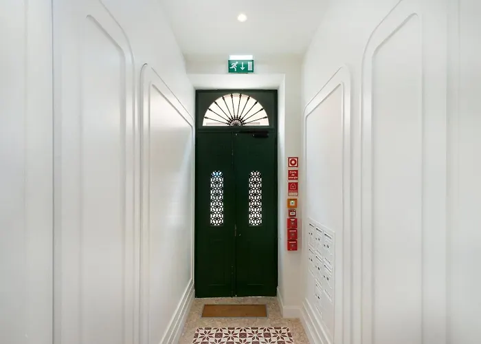 Guestready - Modern And Exquisite Near Estrela * Lisboa